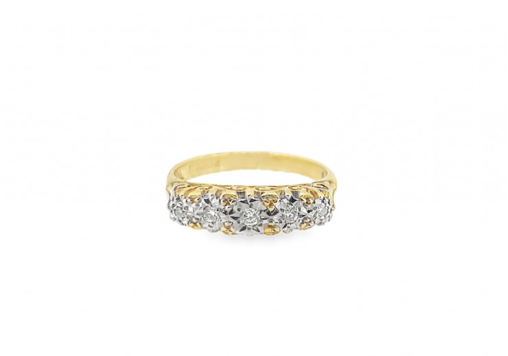 Pre-owned 18ct Yellow Gold Five Stone Diamond Ring