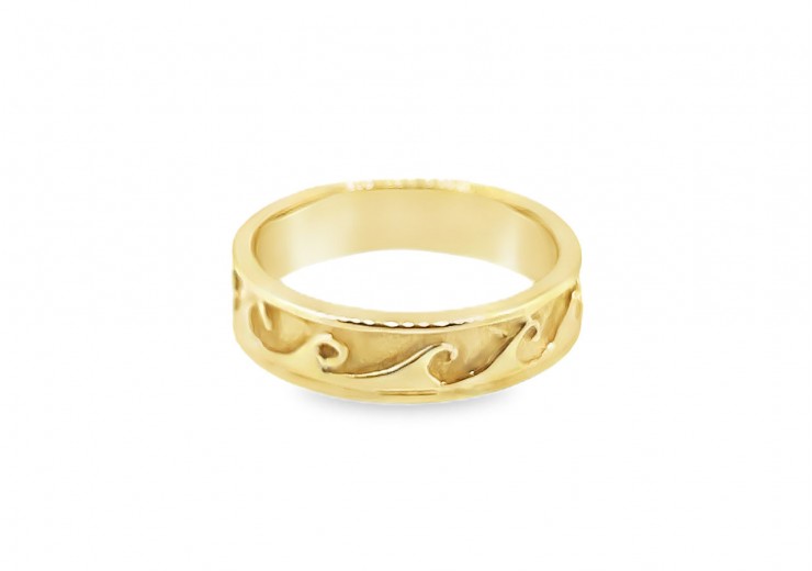 Pre-owned 9ct Yellow Gold Wave Patterned Band