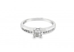 Pre-owned 18ct White Gold Multi Diamond Ring