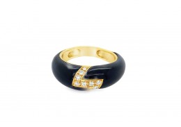 Pre-owned 18ct Yellow Gold Onyx & Diamond Ring 