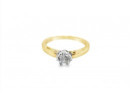 Pre-owned 9ct Yellow Gold Diamond Solitaire Ring