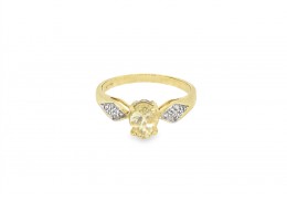 Pre-owned 9ct Yellow Gold Quartz & Diamond Ring 