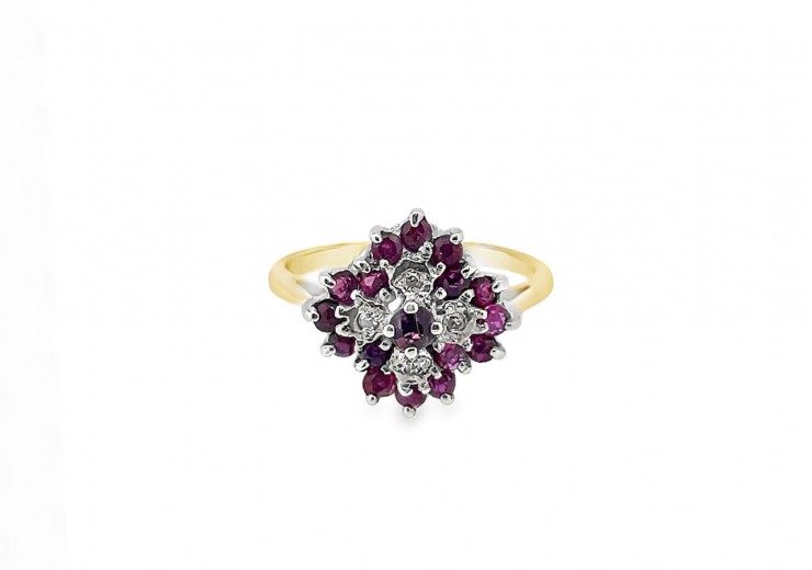 Pre-owned 9ct Yellow Gold Ruby & Diamond Cluster Ring 