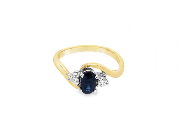 Pre-owned Vintage 9ct Yellow Gold Sapphire & Diamond Ring