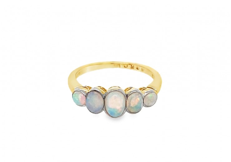 Pre-owned 14ct Yellow Gold Opal Ring