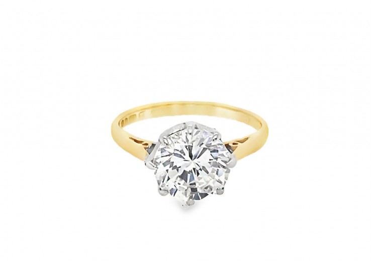 Pre-owned 9ct Yellow Gold Cubic Zirconia Solitaire Ring