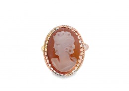 Pre-owned 9ct Yellow Gold Cameo Ring