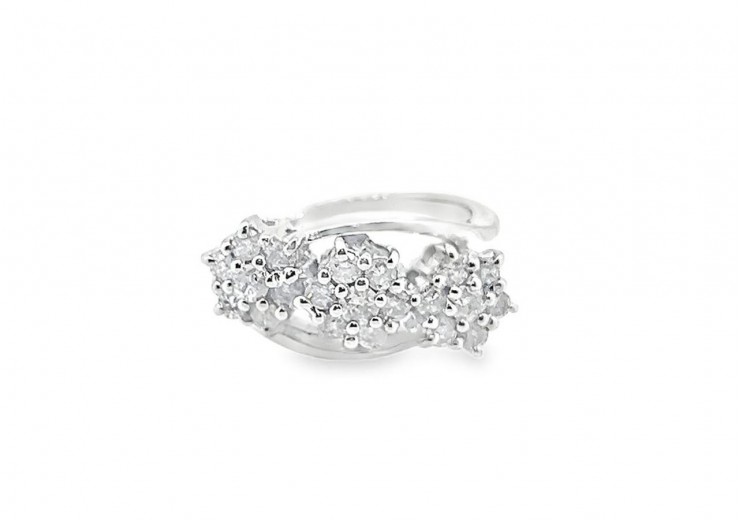 Pre-owned 18ct White Gold Diamond Triple Cluster Ring 