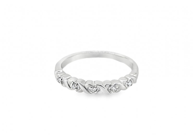 Pre-owned 9ct White Gold Diamond Fancy Eternity Ring