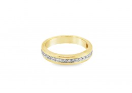 Pre-owned 9ct Yellow Gold Diamond Band