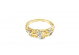 Pre-owned 9ct Yellow Gold Diamond Dress Ring