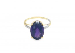 Pre-owned 9ct Yellow Gold, Amethyst & White Gemstone Ring 