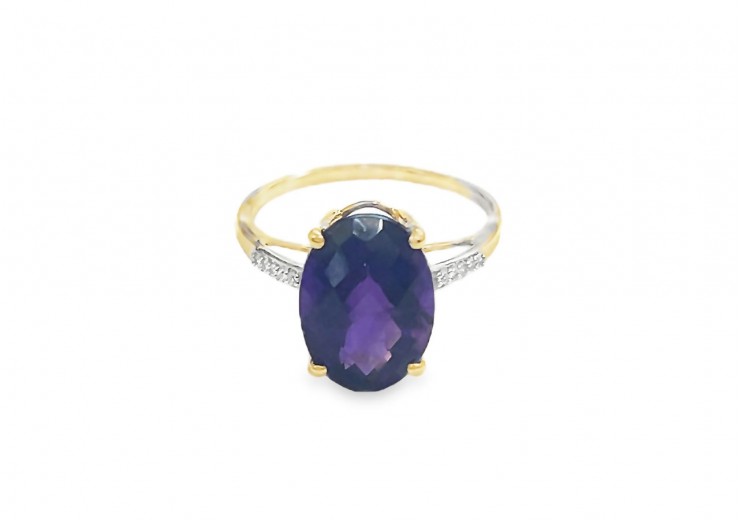 Pre-owned 9ct Yellow Gold, Amethyst & White Gemstone Ring 