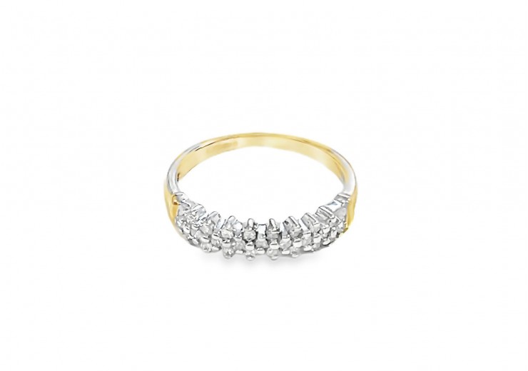 Pre-owned 9ct Yellow Gold Three Row Diamond Ring 