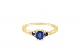 Pre-owned 9ct Yellow Gold Daha Kyanite, Thai Sapphire & White Zircon Ring 