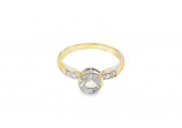 Pre-owned 9ct Yellow Gold Diamond & Milky Gem Ring