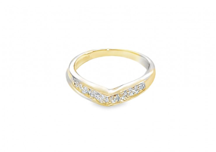 Pre-owned 9ct Yellow Gold Diamond Wishbone Ring 